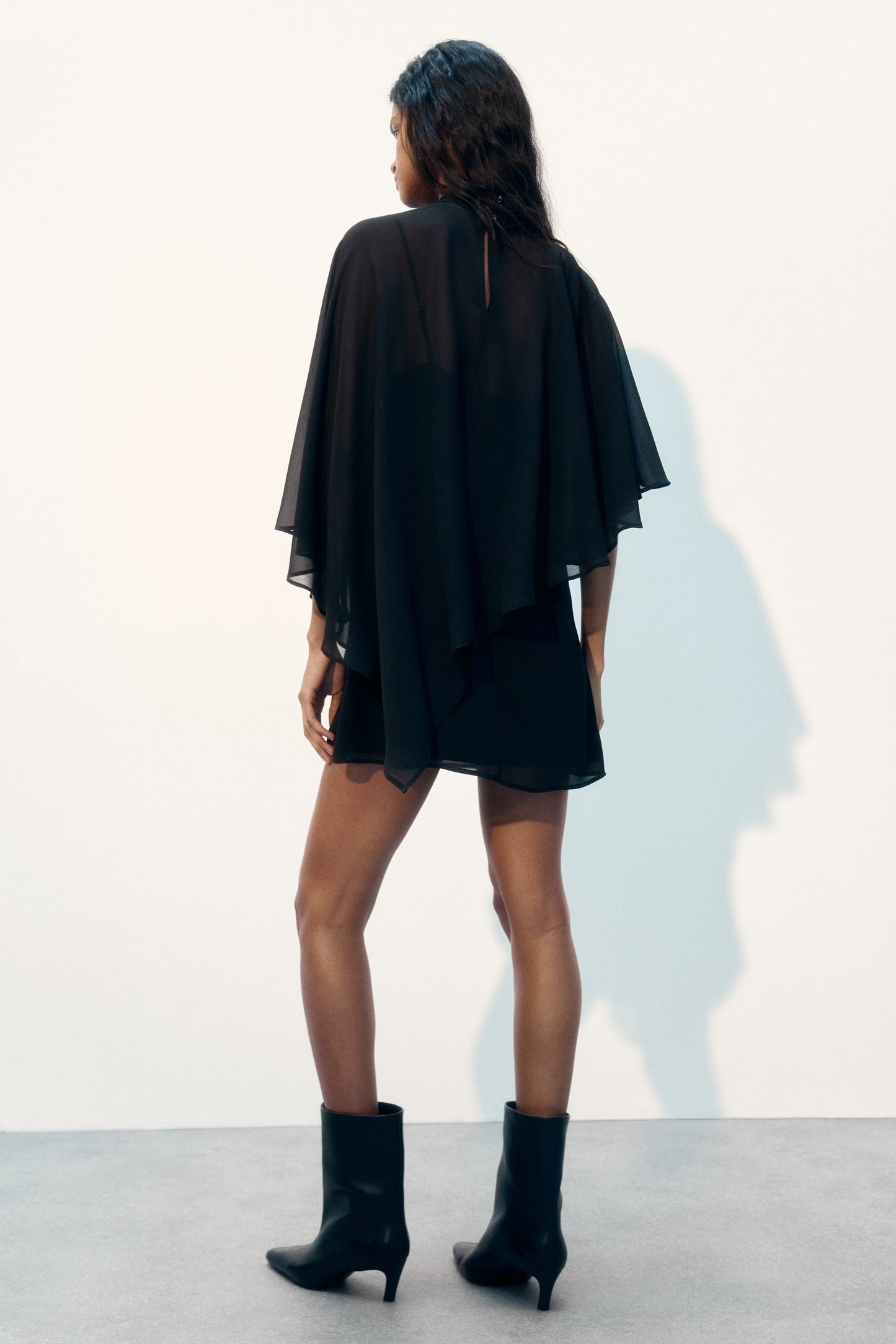 🔥70% OFF | LIMITED TIME🔥Cape-layered dress
